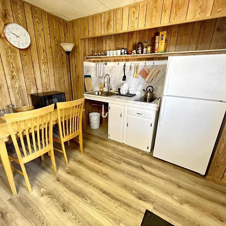 1 Bedroom Home Near Lassen Volcanic Park Paynes Creek Eksteriør billede